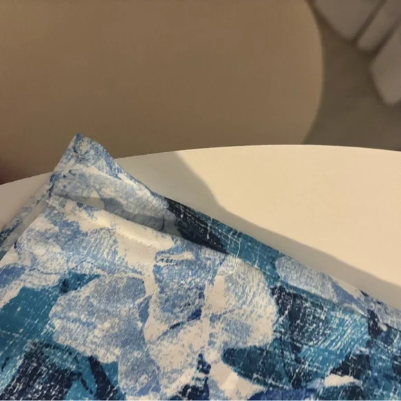 Blue Floral Women's Top - Picture 3 of 4